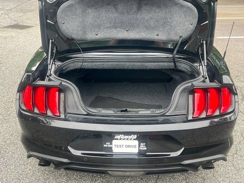 Used 2020 Ford Mustang Premium RWD image 15