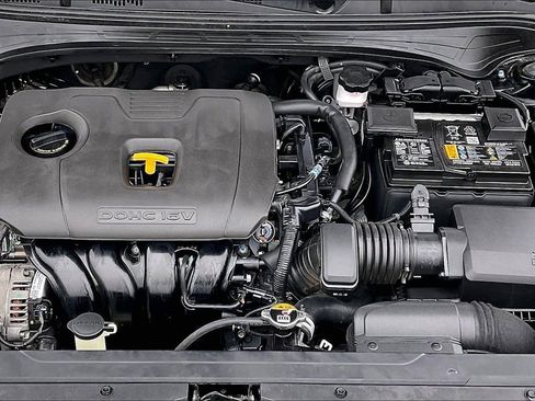 Certified 2024 Kia Forte LXS image 9