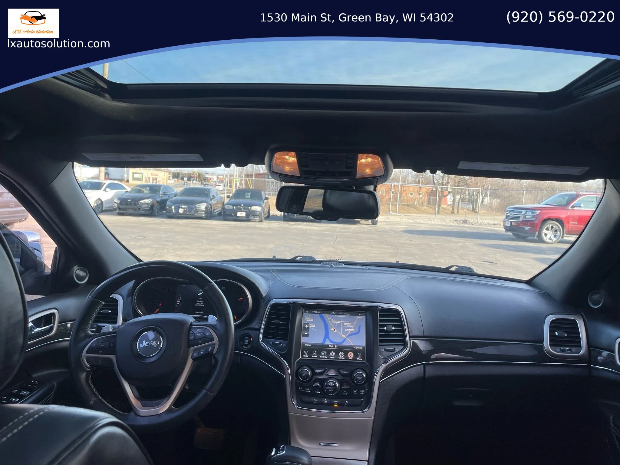 Used 2014 Jeep Grand Cherokee Overland w/ Advanced Technology Group AWD/4WD image 23