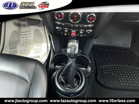 Used 2017 MINI Cooper 4-Door Hardtop FWD image 15