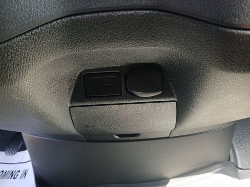 Used 2023 Mercedes-Benz Sprinter 2500 image 39
