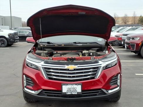 Used 2024 Chevrolet Equinox Premier image 33