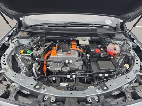 Certified 2025 Cadillac Optiq Luxury 1 image 30