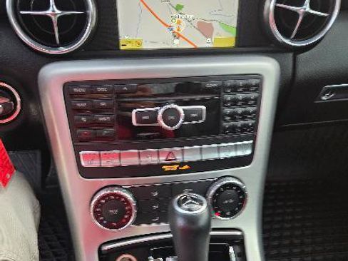 Used 2012 Mercedes-Benz SLK 250 SLK250 image 13