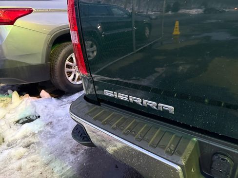 Used 2015 GMC Sierra 1500 SLE w/ SLE Value Package image 12