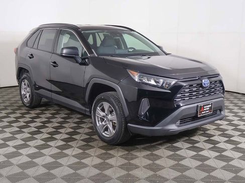 Used 2022 Toyota RAV4 LE AWD/4WD image 42