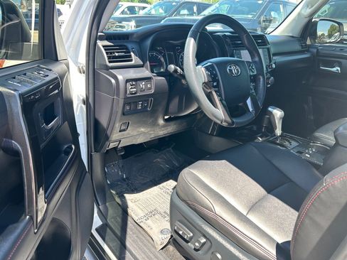 Used 2024 Toyota 4Runner TRD Off-Road Premium w/ Off Road Premium Plus Package AWD/4WD image 8
