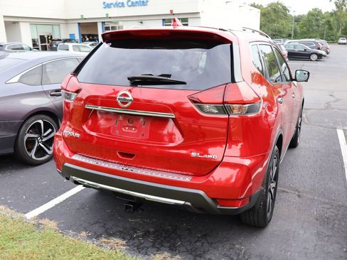 Used 2017 Nissan Rogue SL w/ SL Premium Package AWD/4WD image 7