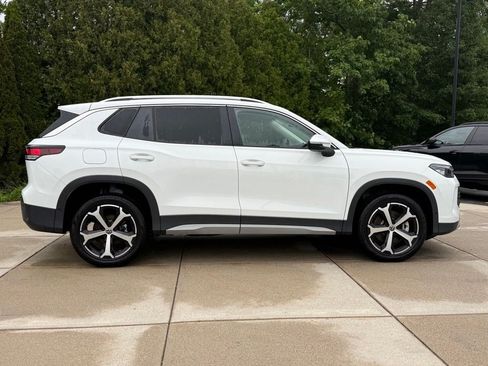 New 2026 Volkswagen Tiguan SE AWD/4WD image 7
