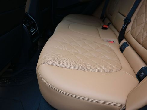New 2026 BMW X5 xDrive40i w/ Climate Comfort Package AWD/4WD image 16