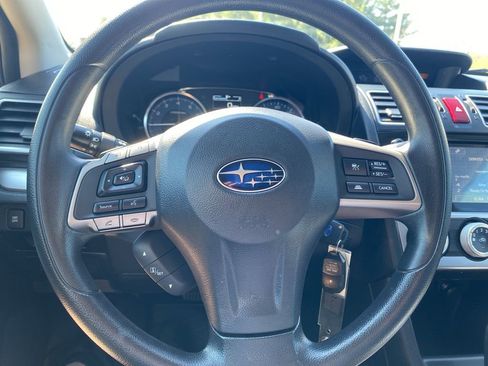 Used 2015 Subaru Crosstrek 2.0i Premium AWD/4WD image 26