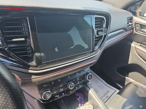 Used 2025 Dodge Durango R/T AWD/4WD image 14