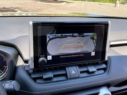 Used 2024 Toyota RAV4 LE image 13