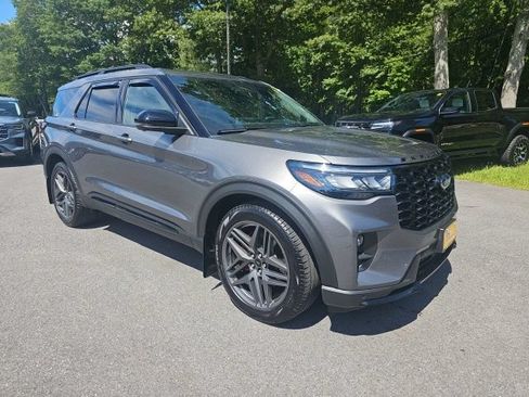 Certified 2025 Ford Explorer ST w/ Sun And Sound Package AWD/4WD image 3