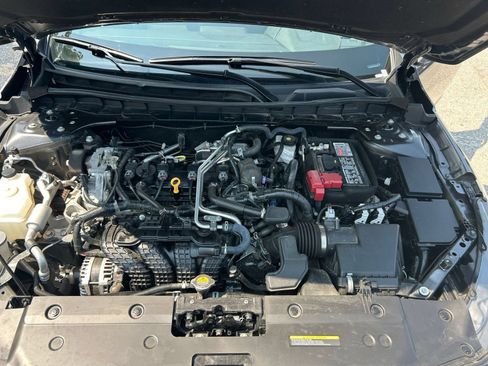 Used 2025 Nissan Altima 2.5 SV FWD image 22