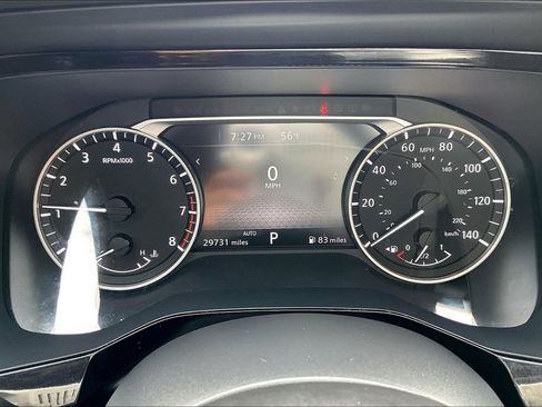 Used 2022 Nissan Pathfinder SV AWD/4WD image 29