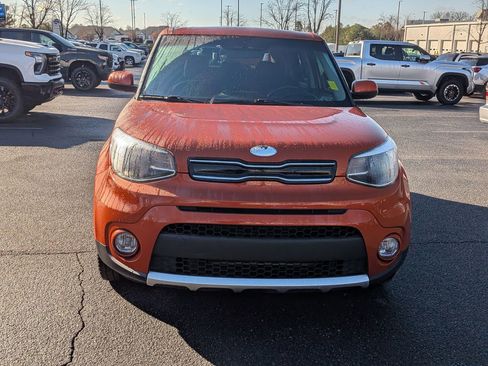 Used 2018 Kia Soul + image 3