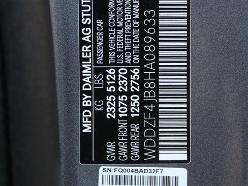 Used 2017 Mercedes-Benz E 300 image 41