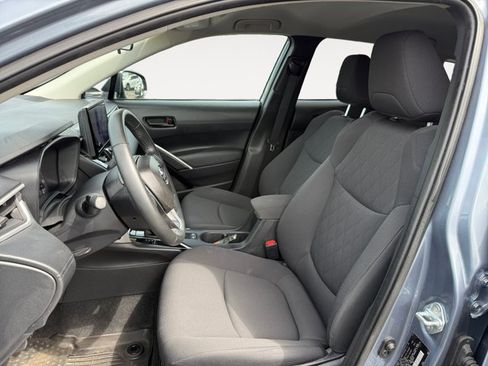 Certified 2024 Toyota Corolla Cross LE AWD/4WD image 9