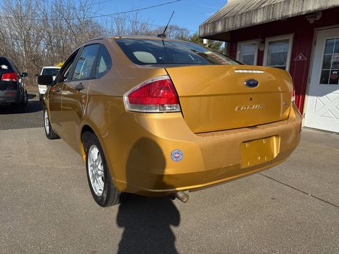 Used 2009 Ford Focus SE image 14
