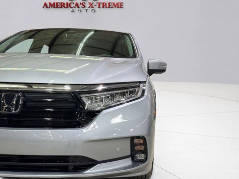 Used 2023 Honda Odyssey Touring image 11