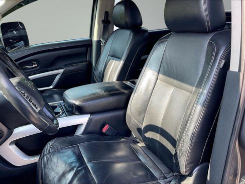 Used 2016 Nissan Titan SL AWD/4WD image 26
