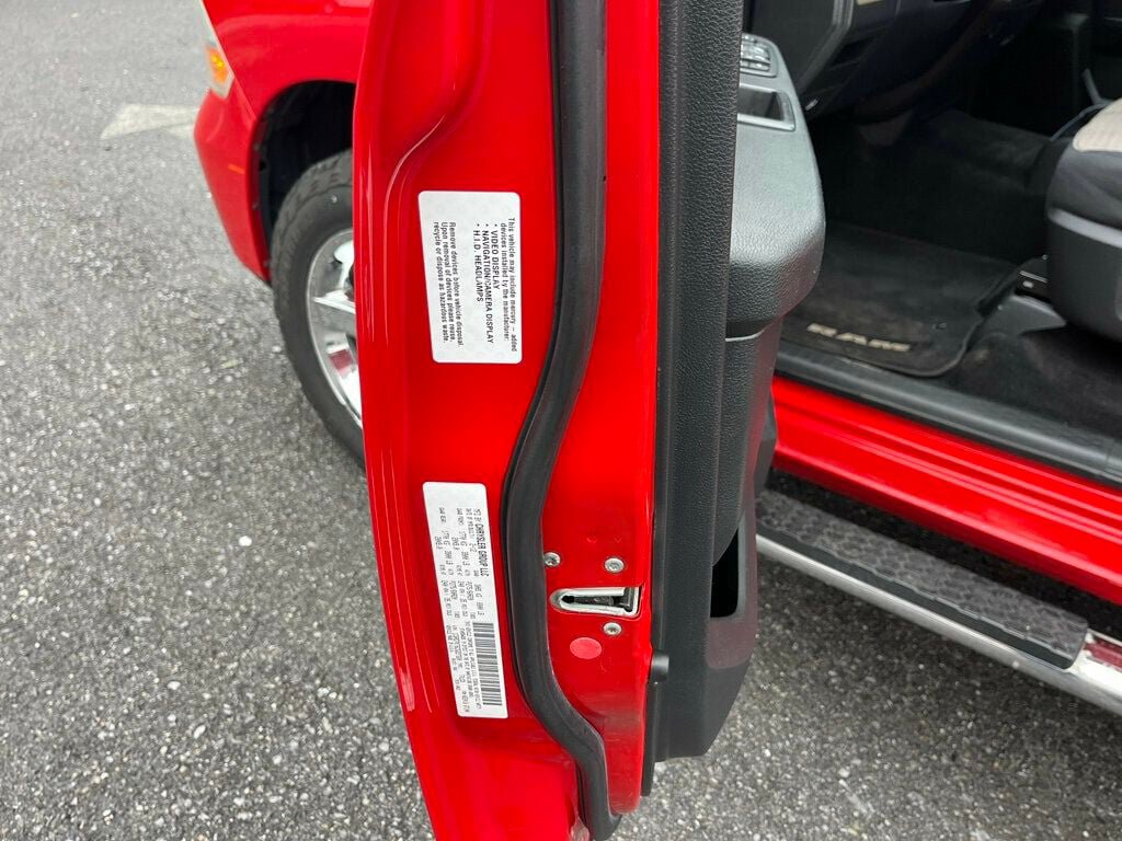 Used 2012 RAM 1500 Express w/ ST Popular Equipment Group AWD/4WD image 28