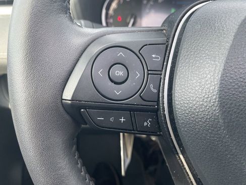 Used 2025 Toyota RAV4 XLE Premium w/ Weather Package AWD/4WD image 17