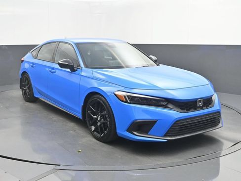 Used 2024 Honda Civic Sport image 9