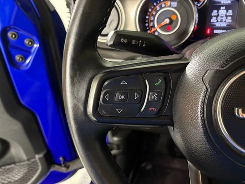 Used 2019 Jeep Wrangler Unlimited Sport S AWD/4WD image 19