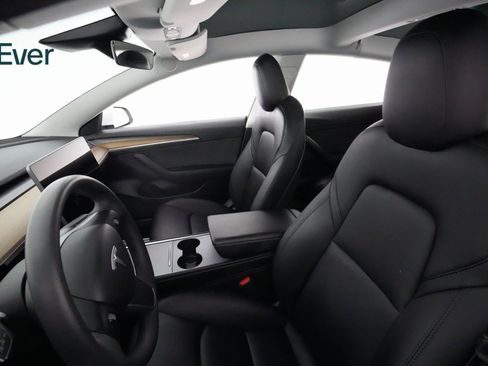 Used 2022 Tesla Model 3 Long Range image 7