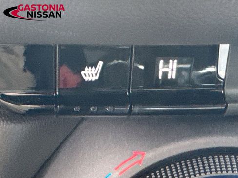 Used 2024 Chevrolet Blazer RS image 25