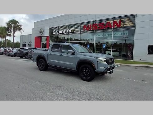 Used 2024 Nissan Frontier PRO-4X w/ Pro Premium Package image 38