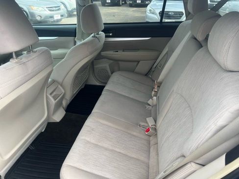 Used 2013 Subaru Outback 2.5i Premium w/ Popular Pkg 1B image 12