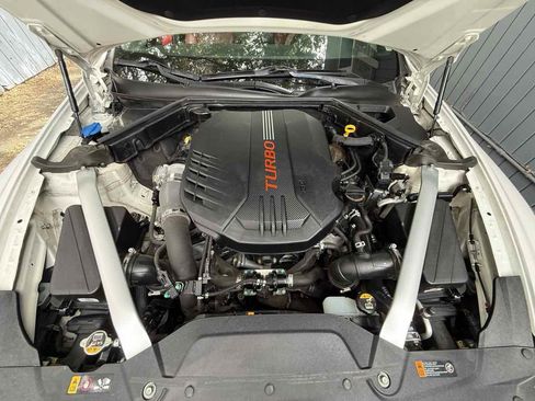 Used 2018 Kia Stinger GT1 image 28
