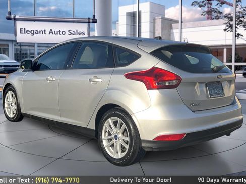 Used 2018 Ford Focus SE image 6