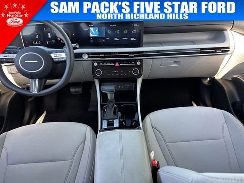 Used 2025 Hyundai Tucson SEL image 12