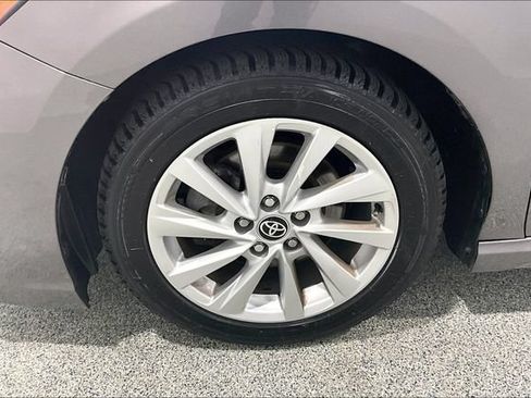 Used 2021 Toyota Camry SE AWD/4WD image 39