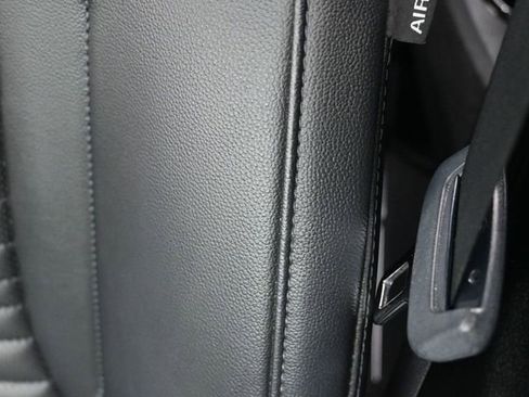 Used 2025 Kia Sportage SX image 14