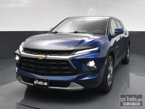 Used 2023 Chevrolet Blazer LT image 45