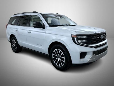 Used 2025 Ford Expedition Platinum AWD/4WD image 3