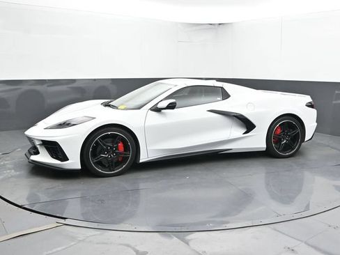 Used 2024 Chevrolet Corvette Stingray Premium Conv w/ Battery Protection Package RWD image 6
