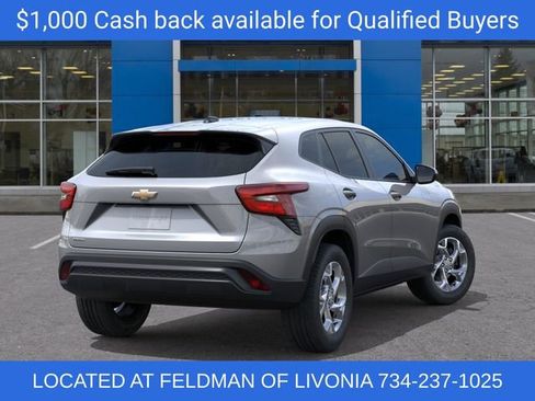 New 2026 Chevrolet Trax LS w/ LS Convenience Package FWD image 4