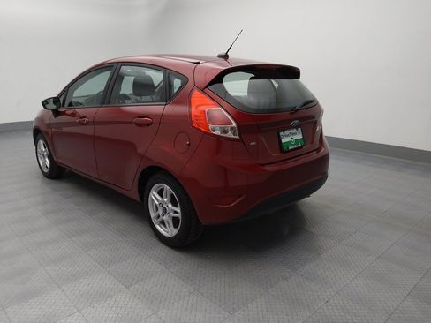 Used 2017 Ford Fiesta SE image 5