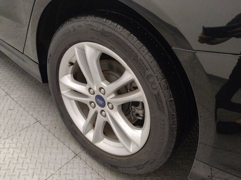 Used 2018 Ford Fusion SE w/ Fusion SE Technology Package FWD image 31