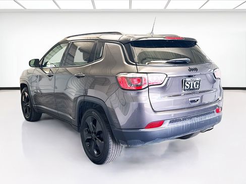 Used 2020 Jeep Compass Latitude image 6