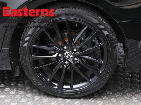 Used 2023 Toyota Camry XSE image 8