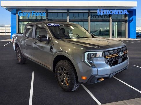 Used 2025 Ford Maverick Tremor AWD/4WD image 1