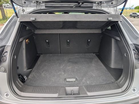 Used 2025 Chevrolet Trax RS w/ Driver Confidence Package FWD image 29