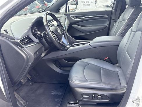 Used 2024 Buick Enclave Essence AWD/4WD image 18